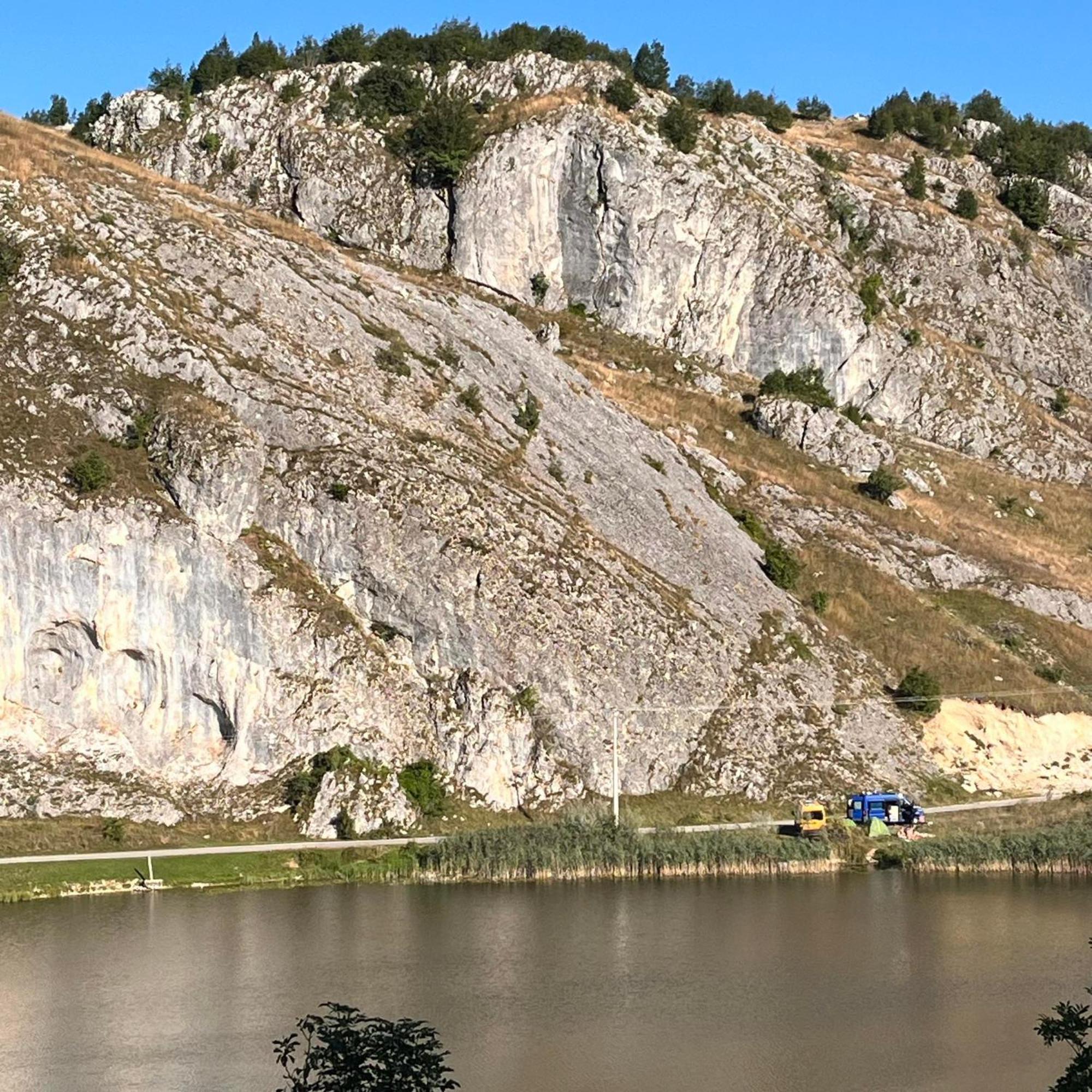 Detached House Milivoje Ξενοδοχείο Poscenje Εξωτερικό φωτογραφία